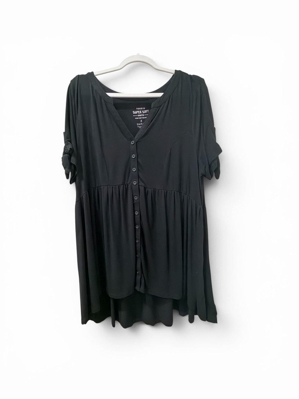 Torrid Size 2 Black Button-Front Tie Sleeve Babydoll High-Low Top